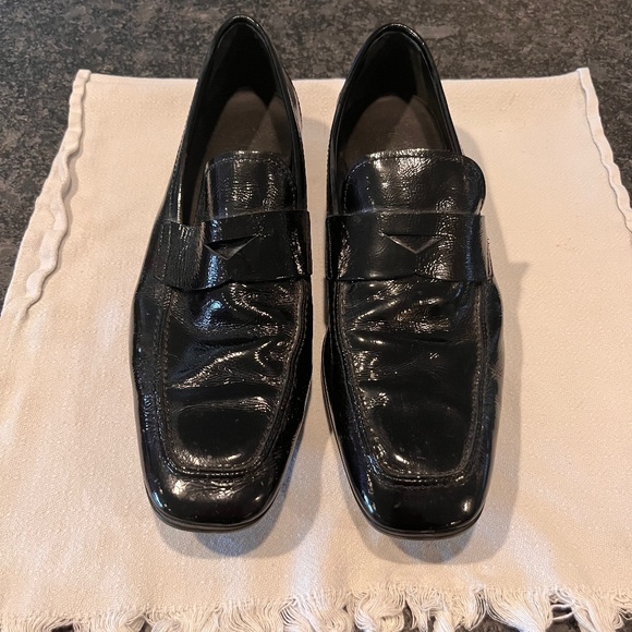 Tod’s Black Leather Slip-on Driver, Size 10, Barely Used - Picture 1 of 5